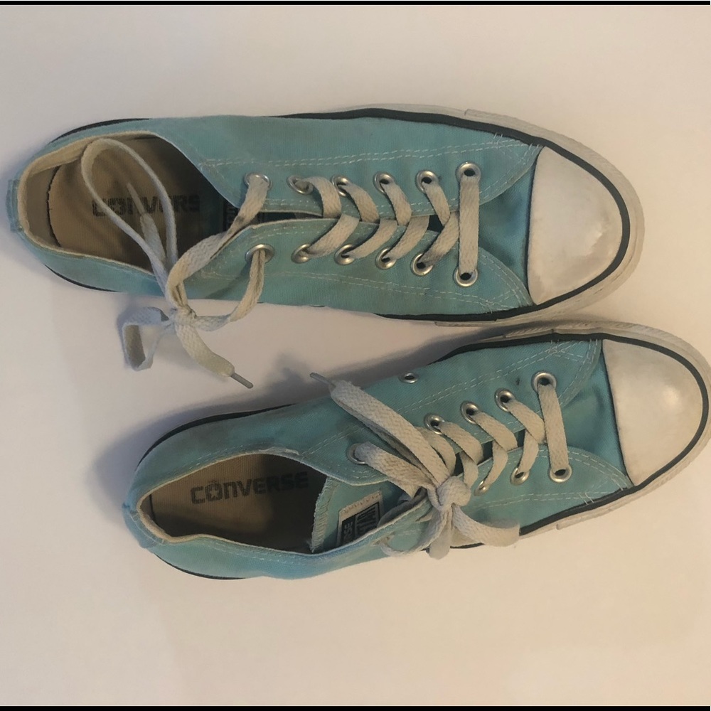 Converse Women's in ocean blue